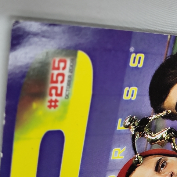 AP magazine Paramore #255 October 2009 alternative press - Picture 4 of 15